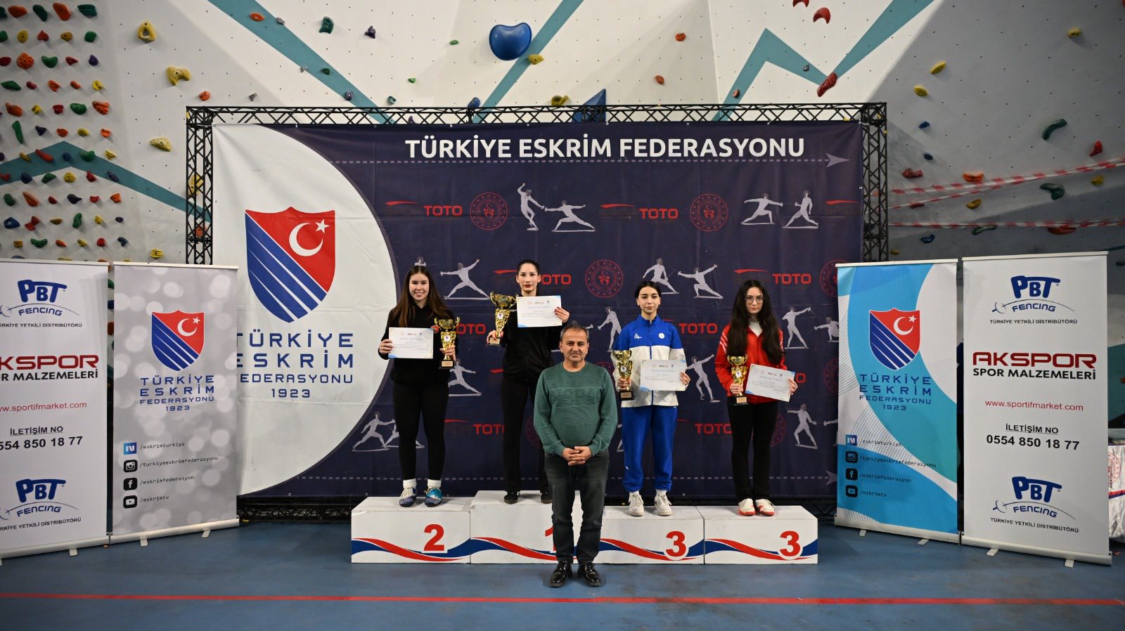 Qılıncoynadanlarımız Türkiyədə iki&nbsp;medal qazandılar&nbsp;